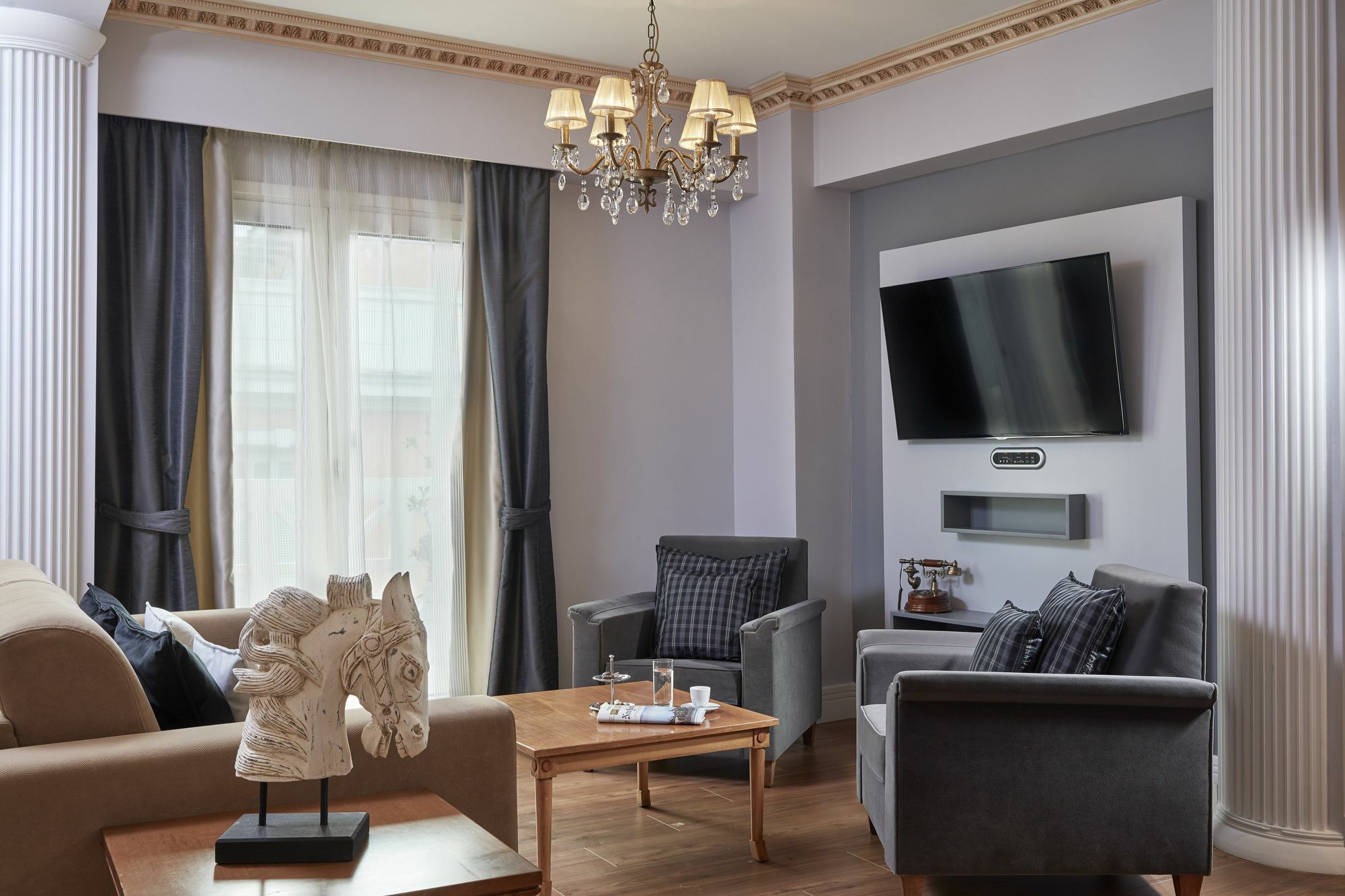Otel Ava And 4*