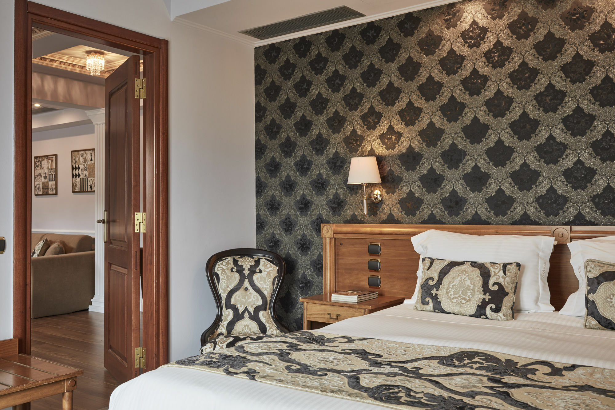 Otel Ava And 4*
